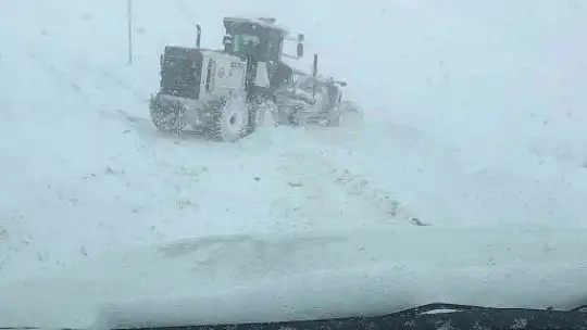 Enerji kahramanlarının mücadelesi