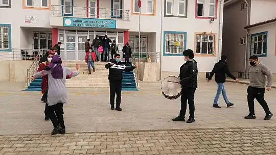 Engeli engel olmadı