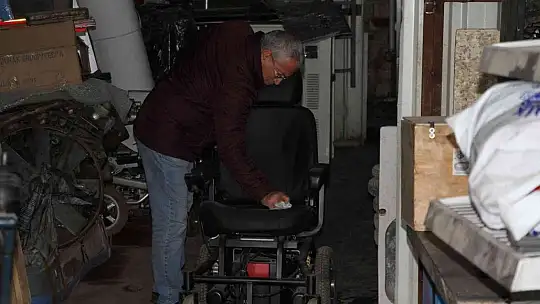 Engelli babası, yaptığı tasarımlarla engellilerin hayatlarını kolaylaştırdı