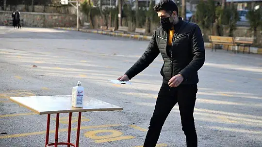 Ertelenen ALES aylar sonra korona tedbirleriyle yapıldı