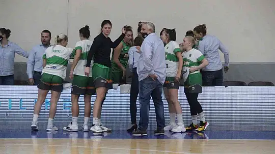 Eurocup Women: Elazığ İl Özel İdare: 74 - Uni Gyor: 67