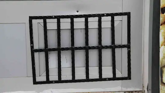 Fare gibi girdiği marketten 100 bin liralık malzeme çalarak kayıplara karıştı