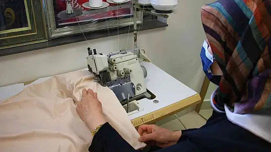 Fethi Sekin Şehir Hastanesinde açılan el sanatları kursu..