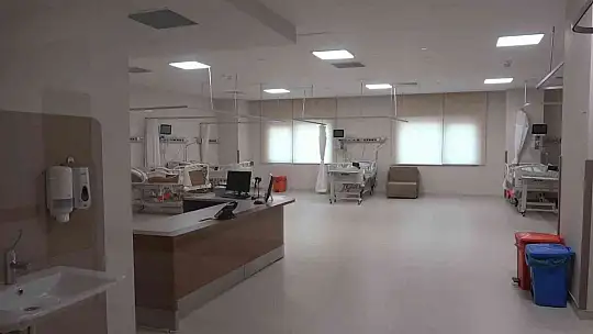 Fethi Sekin Şehir Hastanesinde yeni yoğun bakım servisleri açıldı, kapasite 5 kat arttırıldı
