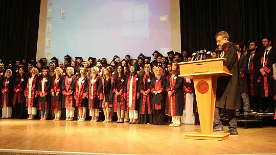 Fırat Üniversitesi 34. dönem tıp mezunlarını uğurladı
