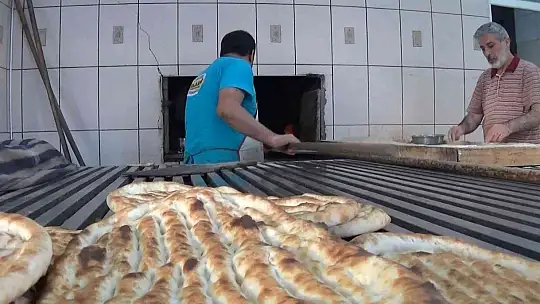 Fırıncılar stokçulara tepki gösterdi