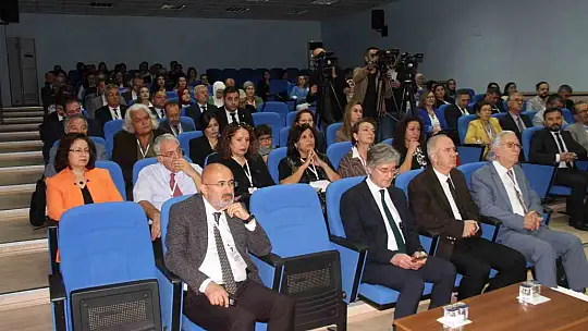 FÜ'de 6'ncı Uluslararası Türkiye Türkçesi Ağız Araştırmaları Çalıştayı düzenlendi