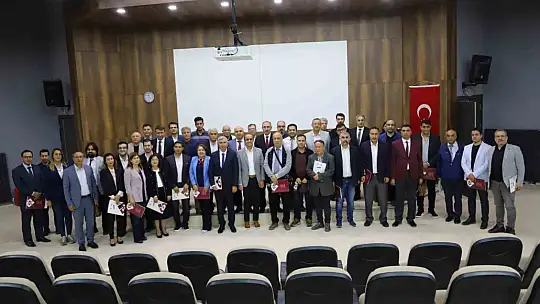 FÜ'de başarılı akademisyenler ödüllendirildi