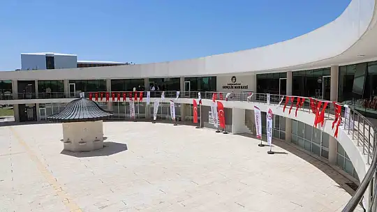 FÜ'de İlahiyat Fakültesi Gençlik Merkezi açıldı