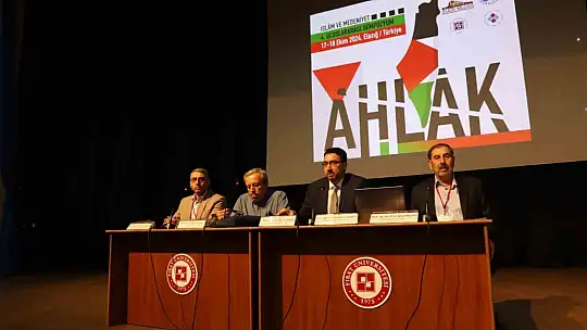 FÜ'de İslam ve Medeniyet 4. Uluslararası Sempozyumu başladı
