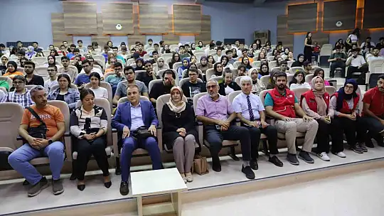 FÜ Tıp Fakültesi öğrencilerine 'Afetlerde Korunma Bilinci' eğitimi
