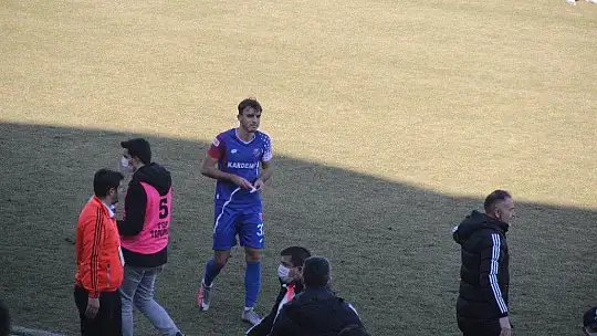 Futbolcu dil çıkardı, ortalık karıştı