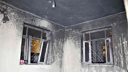 Gece yarısı facianın eşiğinden dönüldü: Yangına uykusunda yakalandı