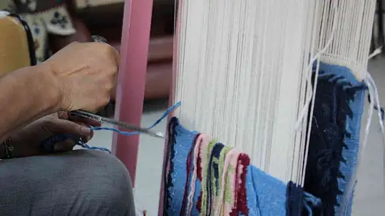 Geleneksel kilim dokuma kadınlara emanet.