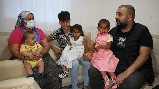 Gençlerden alkışlanacak hareket, 3 çocuk annesine ev sürprizi