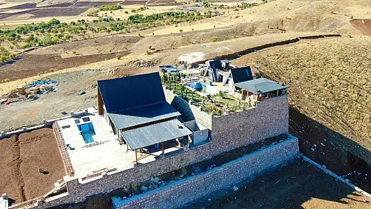 Göl manzaralı bungalov evler Elazığ'ın turizmine katkı sağlayacak