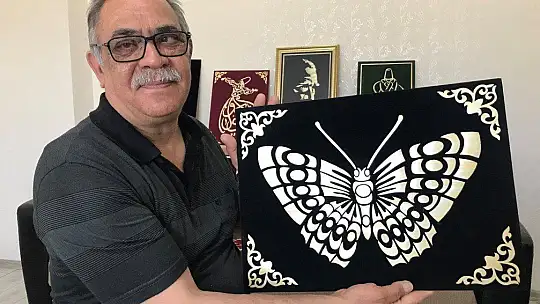 Görenler, ekin sapı olduğuna inanamıyor, sapı sanata dönüşüyor