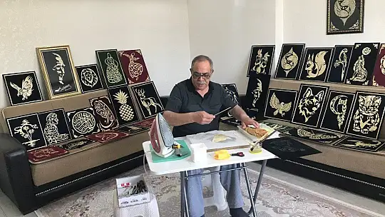 Görenler, ekin sapı olduğuna inanamıyor, sapı sanata dönüşüyor