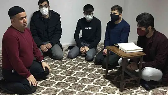 Görme engelli Polat teypten dinlediği ayetlerle hafız oldu