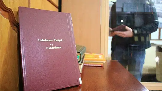 Hafız Abdullah Nazırlı'dan geriye kalan eserler vakfa ve Millet Kütüphanesi'ne gidecek