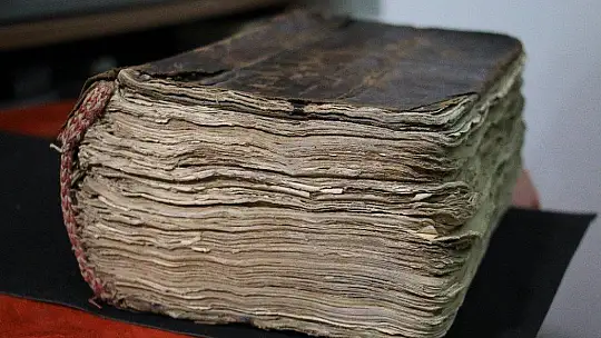 Hafız Abdullah Nazırlı'dan geriye kalan eserler vakfa ve Millet Kütüphanesi'ne gidecek