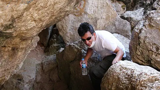 Harput'ta ki Buzluk Mağarası, giren 5 dakika duramıyor