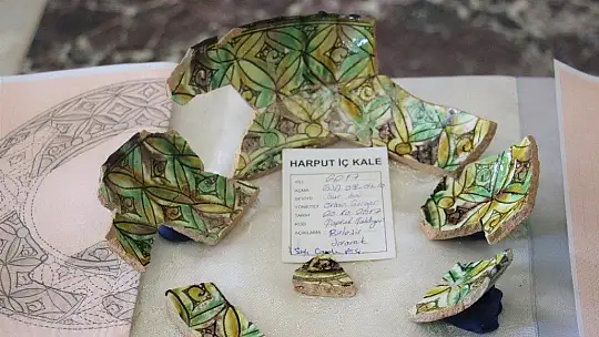 Harput Kalesi kazılarında 7 yılda 110 bin adet obje çıktı