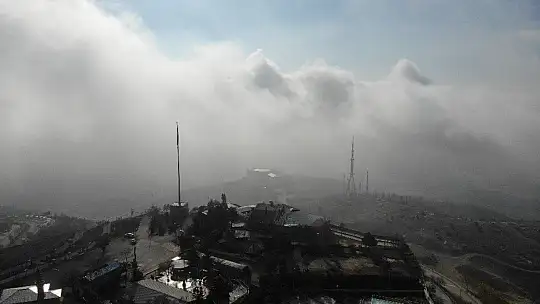 Harput'ta sis bulutlarının görsel şöleni