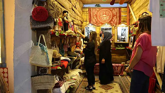 Harput'un tarihi dokusu, amigurumi sanatıyla buluştu