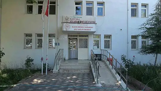 Hasta yakını, istediği ilacı yazmayan doktoru darp etti