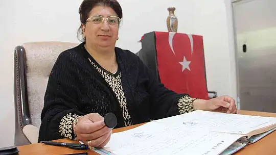 Hayalini gerçekleştirdi, gurbetten dönüp 300 yıllık köyün ilk kadın muhtarı oldu