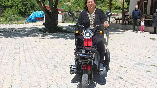 Hayalini gerçekleştirdi, gurbetten dönüp 300 yıllık köyün ilk kadın muhtarı oldu