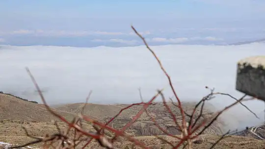 Hazar Gölü'nde dron ile çekilen görüntüler görsel şölen oluşturdu.