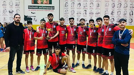 Hentbol grup müsabakaları