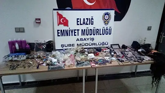 Hırsız kuaföre girdi, ne bulduysa çaldı ama yakalanmaktan kurtulamadı
