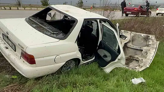 Hurdaya dönen araçtan sağ çıktı