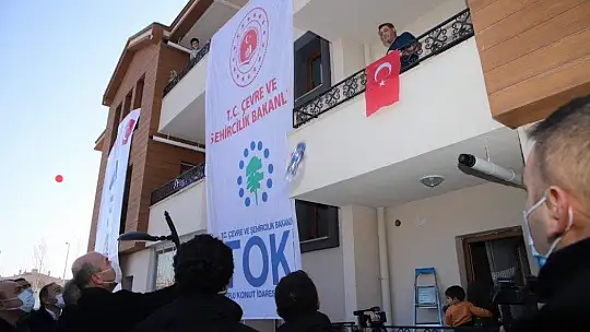 İçişleri Bakanı Süleyman Soylu, 8 bininci deprem konut teslim töreni için Elazığ'da