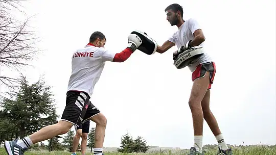İkisi fırıncı, biri kasap, ama üçü de şampiyon