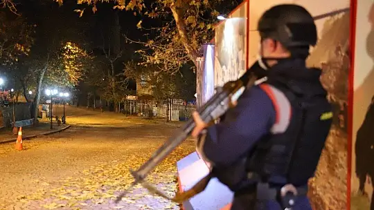 Jandarma en uzun gecede de görevde