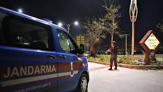 Jandarma en uzun gecede de görevde