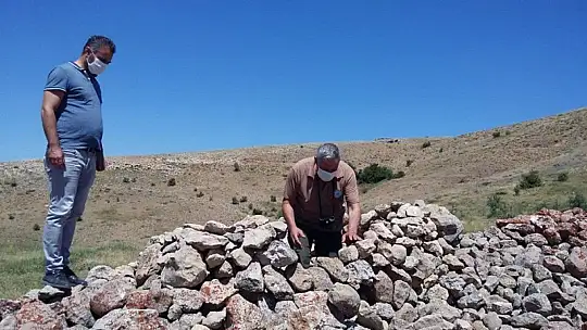 Kaçak avda kullanılan meterisler yıkıldı