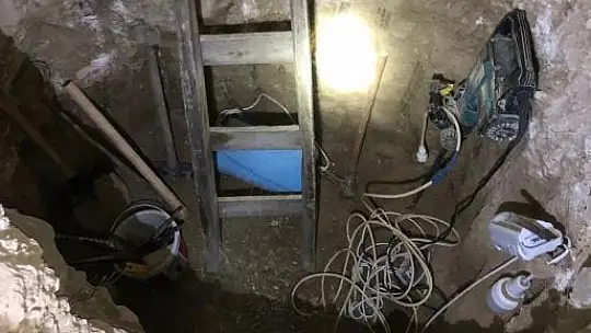 Kaçak kazı yapan 3 kişi suçüstü yakalandı