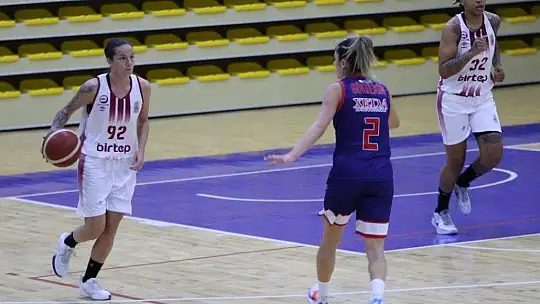 Kadınlar Basketbol Süper Ligi: B. Elazığ İl Özel İdare: 68 - Büyükşehir Belediyesi Adana Basketbol: 56