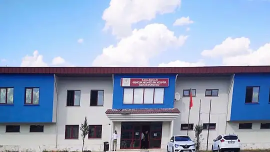 Karakoçan'da yapımı devam eden spor tesislerinde sona gelindi
