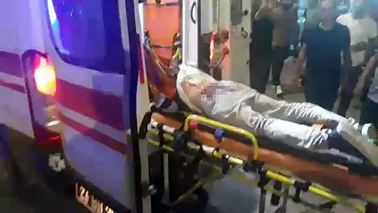 Cinayetten önce evin kapısına bıçakla mesaj yazdığı iddia edildi