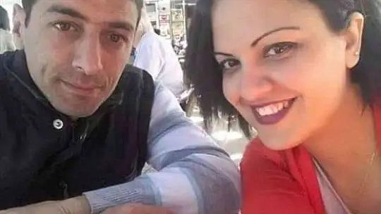Cinayetten önce evin kapısına bıçakla mesaj yazdığı iddia edildi