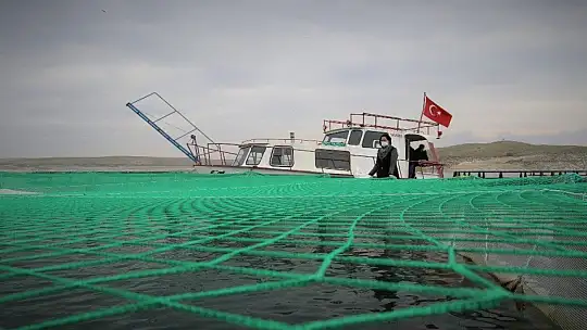 Keban Baraj Gölü'nün 'Balıkçı Annesi'