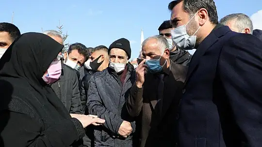 Kentsel dönüşümle evlerine kavuştular, başkanı davullu zurnalı karşıladılar
