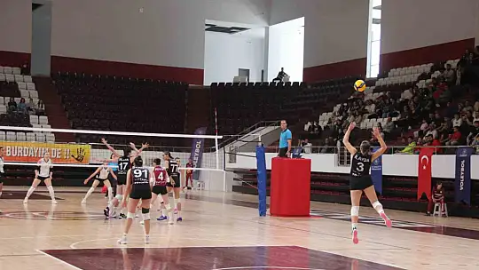 KFC Kadınlar Voleybol 1. Ligi: Bordospor: 1 - Ereğli Belediyespor: 3