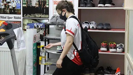 Kick boksçular, dan sınavlarına hazırlanıyor